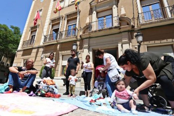Desalojan a una familia con dos menores en el barrio Almafr&aacute;
