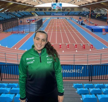 Anhara Ortega, subcampeona de peso en el Campeonato de Espa&ntilde;a sub16