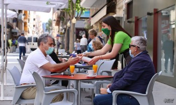 La Generalitat planea ampliar los horarios de la hosteler&iacute;a
