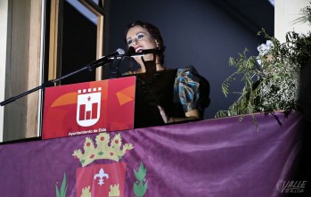 Olga Sanchiz: &ldquo;&iexcl;Todos somos fiesta, todos somos Elda!&rdquo;