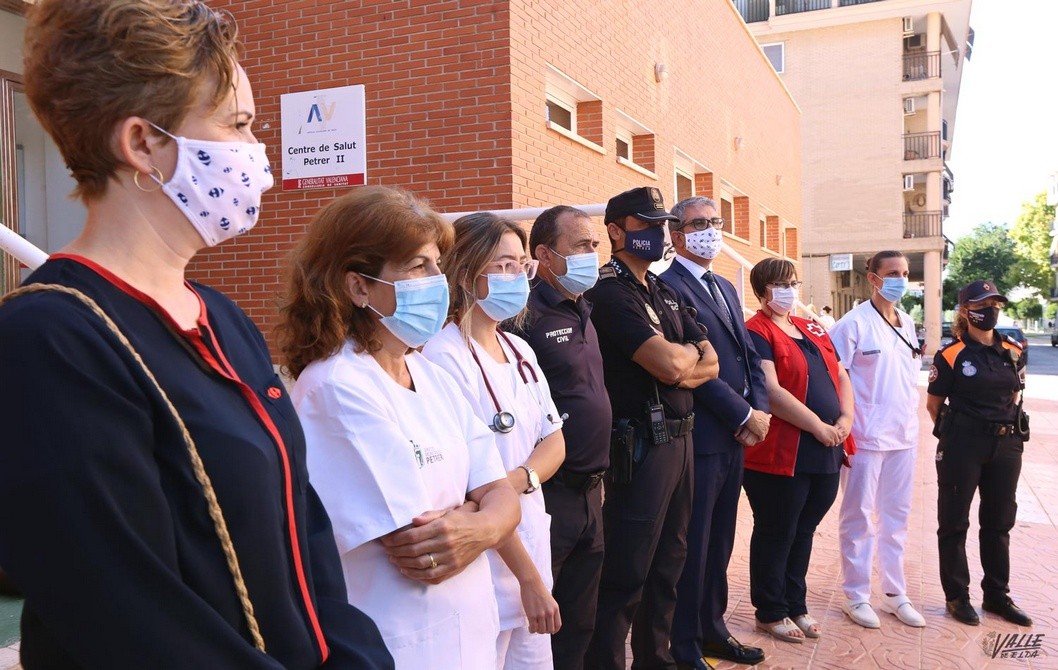"Petrer, unidos contra los rebrotes" será la nueva campaña informativa para evitar contagios de COVID-19 "Petrer, unidos contra los rebrotes" será la nueva campaña informativa para evitar contagios de COVID-19