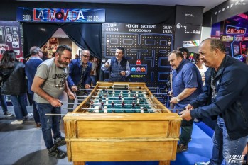 "La Movida de los 80's" en Elda con cientos de fotograf&iacute;as y recuerdos reuni&oacute; a numerosas personas