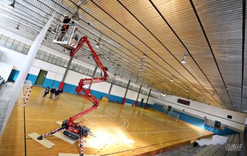 Vuelve la luz al pabell&oacute;n de madera 