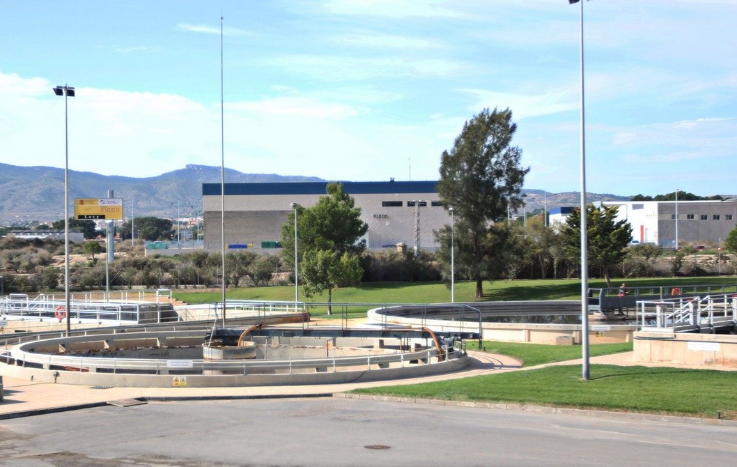 IU propone que se adopten medidas para ahorrar y aumentar la eficiencia en el uso del agua IU propone que se adopten medidas para ahorrar y aumentar la eficiencia en el uso del agua
