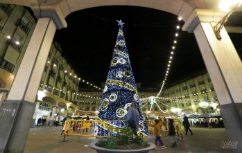 Los eldenses se preparan para vivir una Navidad restrictiva a causa de la pandemia