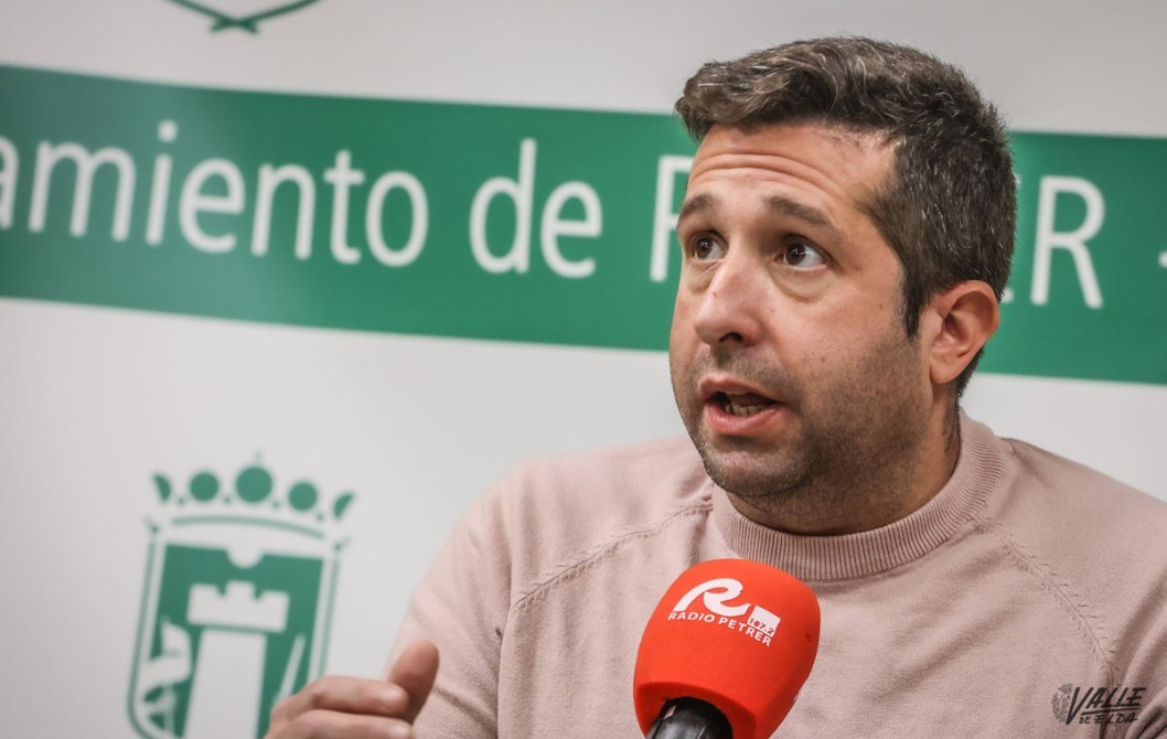 Ciudadanos Petrer critica que el equipo de gobierno no regule los puestos de trabajo con una RPT Ciudadanos Petrer critica que el equipo de gobierno no regule los puestos de trabajo con una RPT