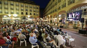 La &oacute;pera llega esta noche, viernes, a la Plaza Castelar