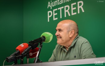 Petrer destina medio mill&oacute;n de euros m&aacute;s a las obras de la piscina cubierta