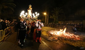 San Ant&oacute;n se impone al fr&iacute;o