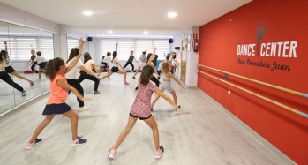 Dance Center te ense&ntilde;a a bailar de forma multidisciplinar