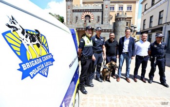 La Brigada Canina de la Polic&iacute;a Local comienza a trabajar en Elda