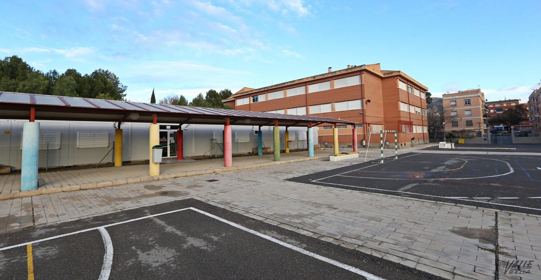 Diez centros educativos de Elda reciben más de 30.000 euros de la Conselleria Diez centros educativos de Elda reciben más de 30.000 euros de la Conselleria