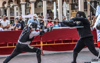 Duelos de esgrima en la Plaza Mayor