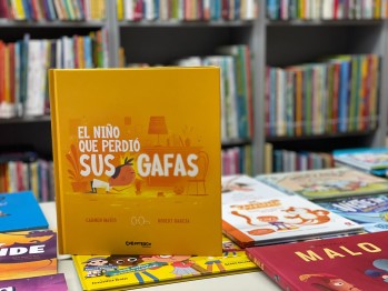 "El ni&ntilde;o que perdi&oacute; sus gafas" de Carmen Mateo con ilustraciones de Robert Garc&iacute;a