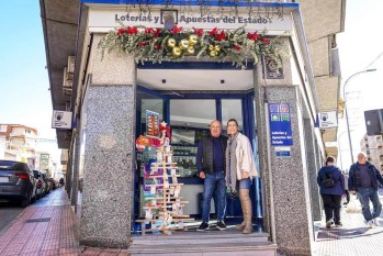 La administraci&oacute;n La Estrella reparte un segundo premio de la Loter&iacute;a Nacional
