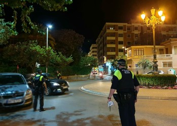Multa en Elda a un hombre por orinar en la v&iacute;a p&uacute;blica de madrugada