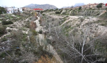 S&iacute; Podem Petrer propone dar soluci&oacute;n al mantenimiento de la Rambla de Pu&ccedil;a