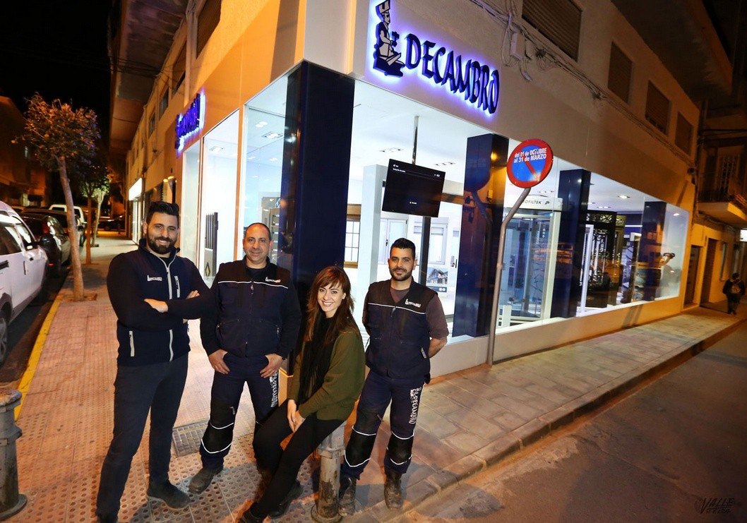 Decambro, Aluminio y Arte en Hierro celebra su 50º Aniversario Decambro, Aluminio y Arte en Hierro celebra su 50º Aniversario