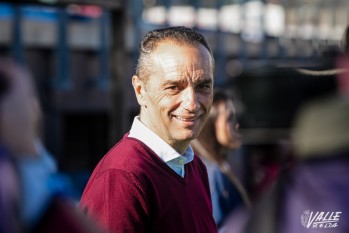 Jos&eacute; Luis Oltra: "En f&uacute;tbol les hemos superado, pero esto trata de goles as&iacute; que no nos ha servido"