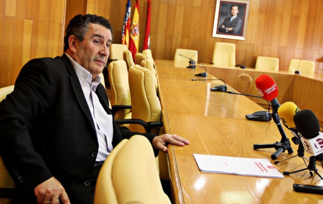 El equipo de gobierno incluye los partidos de la oposición en la Mesa General de Negociación El equipo de gobierno incluye los partidos de la oposición en la Mesa General de Negociación