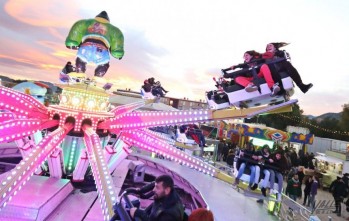 Miles de personas cumplen con una de las tradiciones m&aacute;s antiguas de Elda