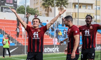 El Eldense conquista siete puntos en los &uacute;ltimos minutos