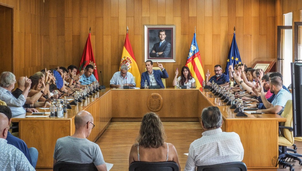 La construcción de la vía ferrata de Bolón empezará a partir de septiembre La construcción de la vía ferrata de Bolón empezará a partir de septiembre