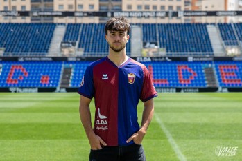 "Todos los goles que pueda meter con esta camiseta son un orgullo"