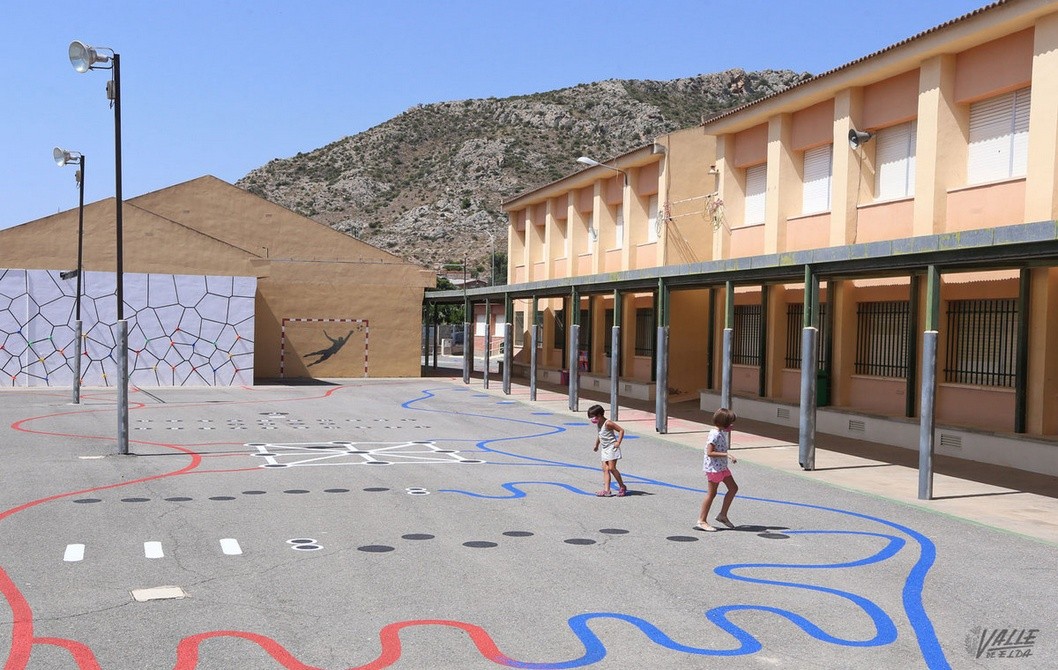Un total de 264 menores no asisten a clase en Elda por el temor de los padres al COVID-19 Un total de 264 menores no asisten a clase en Elda por el temor de los padres al COVID-19