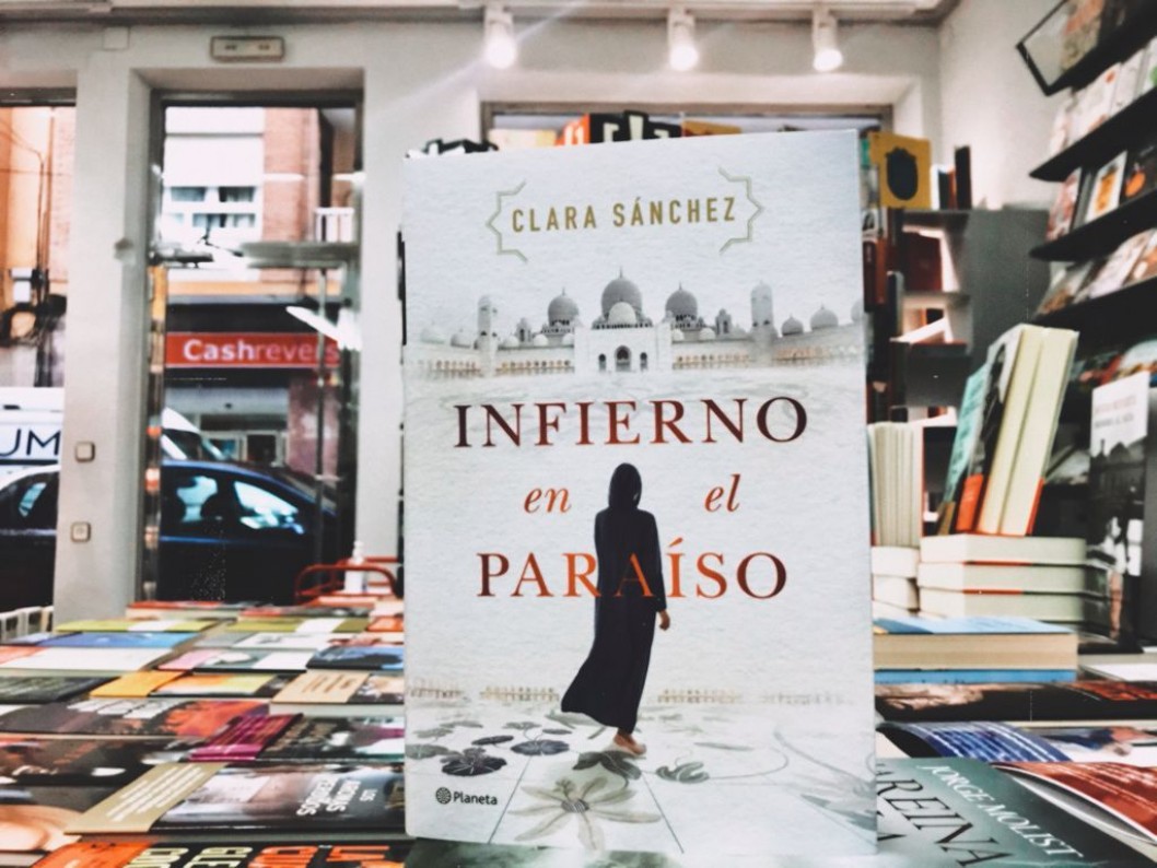 "Infierno en el paraíso" de Clara Sánchez "Infierno en el paraíso" de Clara Sánchez