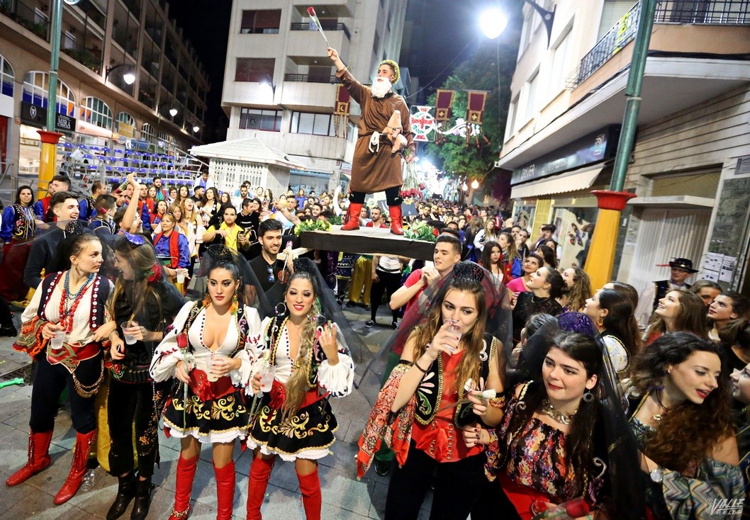 Guía no oficial de Moros y Cristianos 2018 Guía no oficial de Moros y Cristianos 2018