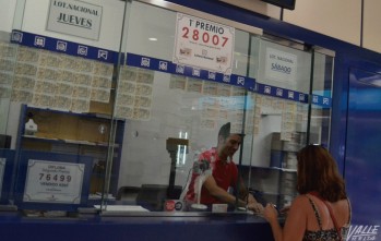 El primer premio de la Loter&iacute;a Nacional deja 300.000 euros en Petrer