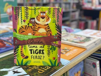 "&iquest;Qui&eacute;n teme al tigre feroz?" de Manuel R&iacute;os San Mart&iacute;n y Charo San Mart&iacute;n con ilustraciones de Leire Mart&iacute;n