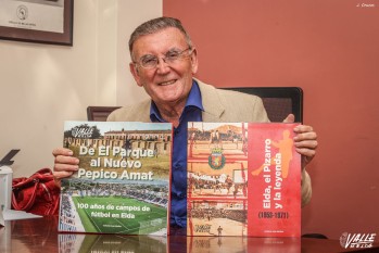 El libro de la historia del Pizarro rescata la pel&iacute;cula del m&iacute;tico partido contra el Atl&eacute;tico de Madrid