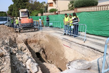 Petrer inicia las obras de arreglo del colector ubicado en la calle Isaac Peral