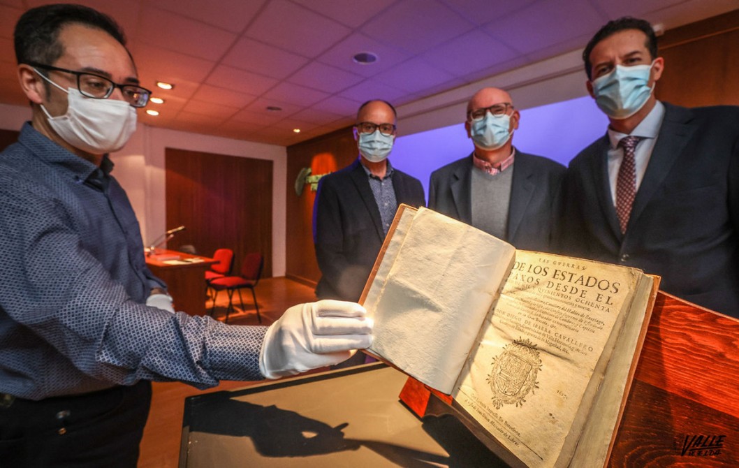 Un "betseller" con 400 años de Carlos Coloma llega a Elda Un "betseller" con 400 años de Carlos Coloma llega a Elda