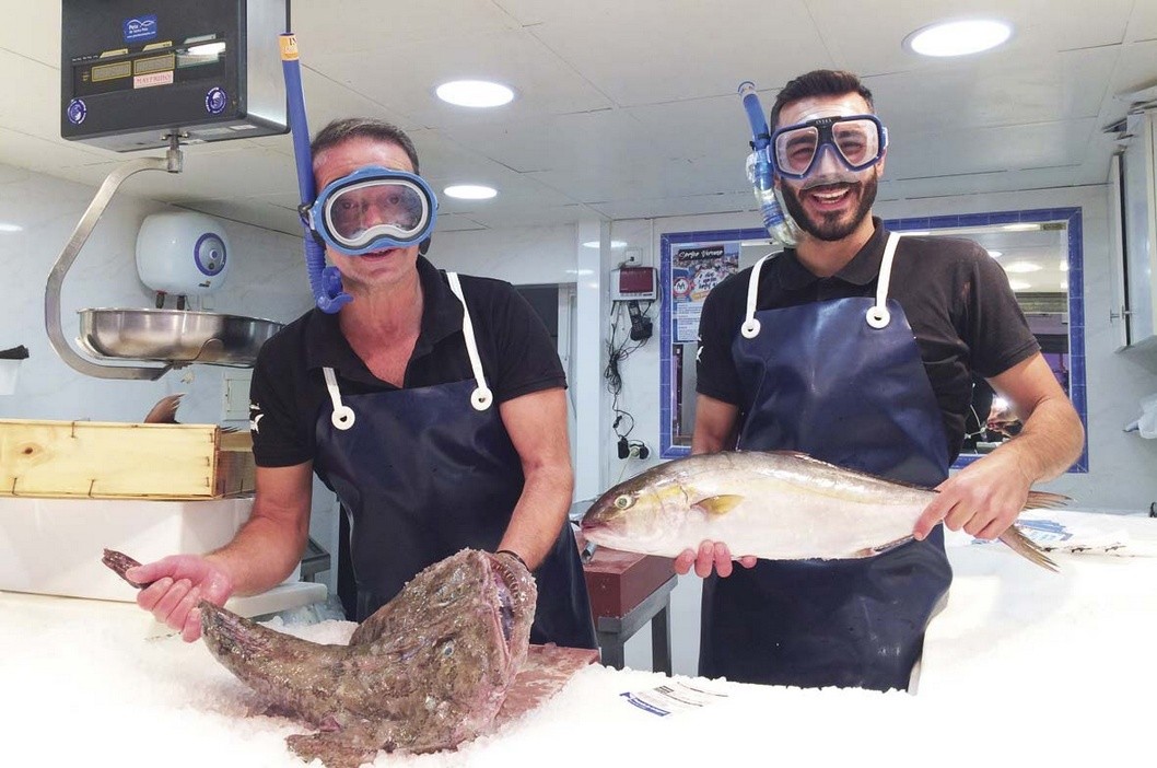 Francis y Pascual: pescados y mariscos frescos de calidad extra a precios responsables Francis y Pascual: pescados y mariscos frescos de calidad extra a precios responsables