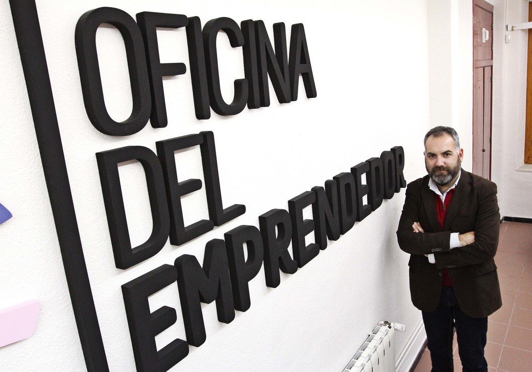 La Concejalía de Industria organiza "Aprende a emprender", una propuesta formativa para los eldenses La Concejalía de Industria organiza "Aprende a emprender", una propuesta formativa para los eldenses