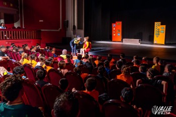 Teatro para aprender educaci&oacute;n vial