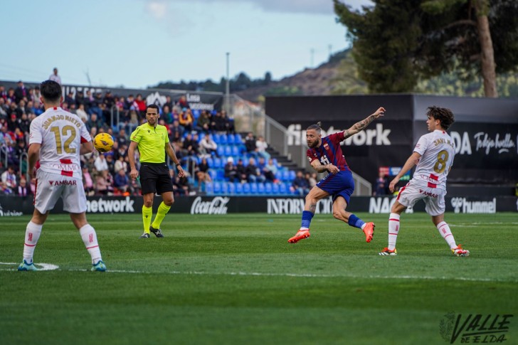 Un ap&aacute;tico Eldense se deja dos puntos ante la SD Huesca que pueden ser vitales (0-0)
