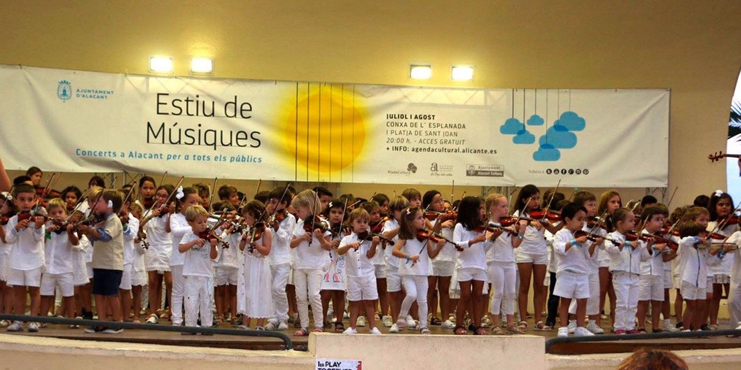 Resuena Aula Suzuki, un método educativo para aprender violín y otras habilidades musicales Resuena Aula Suzuki, un método educativo para aprender violín y otras habilidades musicales