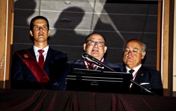 La concurrida recepci&oacute;n oficial en el Casino y un preg&oacute;n original dan comienzo a las Fiestas Mayores