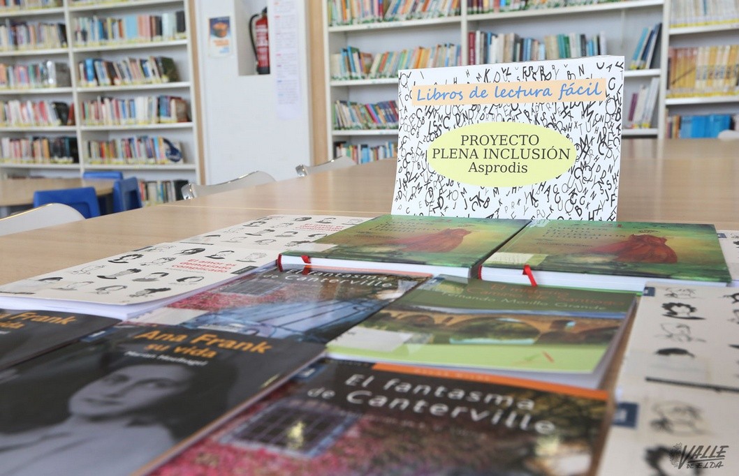 La inclusión llega a la biblioteca Alberto Navarro con el "Punto de lectura fácil" La inclusión llega a la biblioteca Alberto Navarro con el "Punto de lectura fácil"