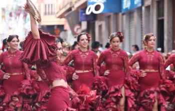 Los Moros y Cristianos est&aacute;n a un paso de ser declaradas Fiestas de Inter&eacute;s Tur&iacute;stico Nacional
