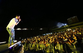 Melendi enamora a Elda 