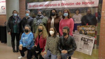 Una exposici&oacute;n sobre el 30 aniversario del ascenso del  Elda Prestigio a Divisi&oacute;n de Honor