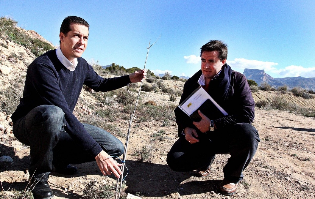 El PSOE lamenta el estado actual de deterioro de la escombrera de Bolón El PSOE lamenta el estado actual de deterioro de la escombrera de Bolón