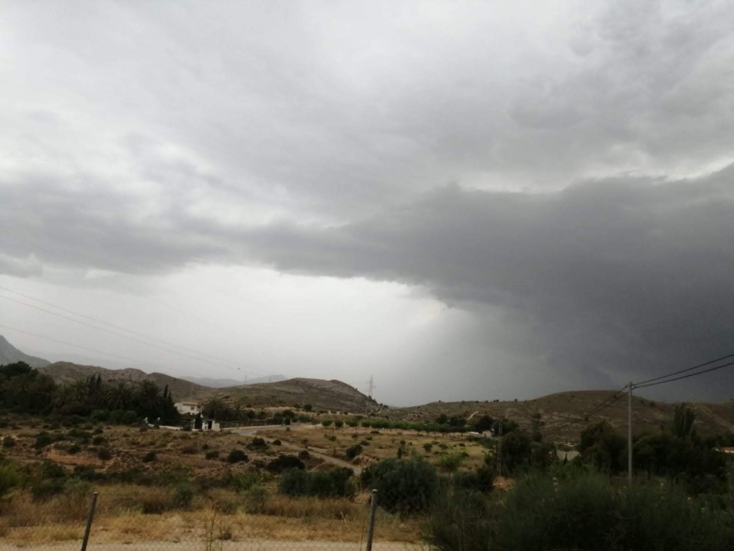 Descenso térmico y más nubes a partir de mañana martes Descenso térmico y más nubes a partir de mañana martes