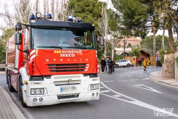Arde una casa de madera en la Loma Bad&aacute;