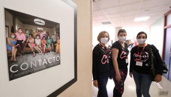 AcMAVI celebra el D&iacute;a Mundial del C&aacute;ncer de Mama con una exposici&oacute;n de fotograf&iacute;as en el Hospital